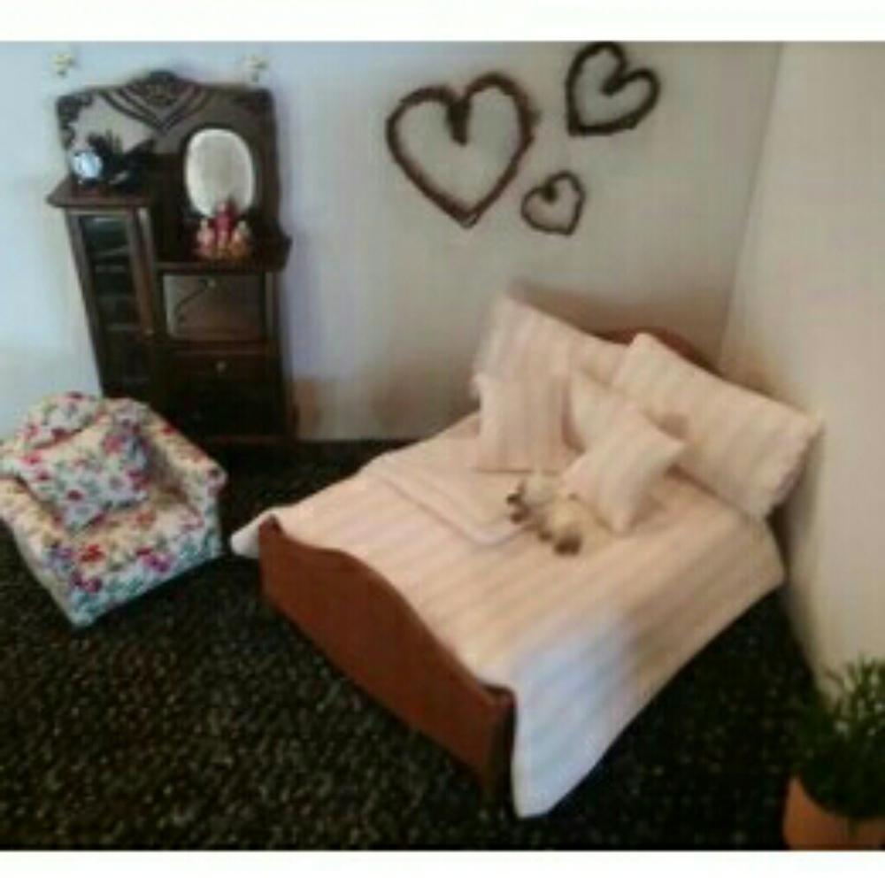 1:12 Scale Handmade Miniature Comforter Set